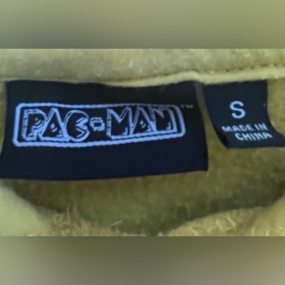 PAC-MAN EMBELLISHED LOGO NAMCO BANDAI ARCADE GAME GOLD HOODIE SIZE S PREOWNED - Picture 3 of 6
